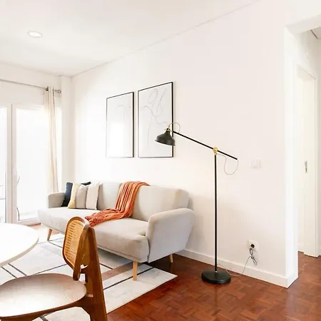 Apartment Historic Center River View Balcony Lisbon
