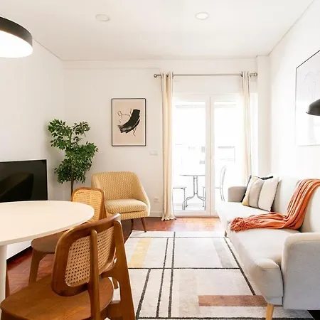 Historic Center River View Balcony *